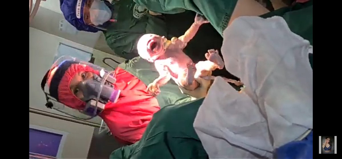 bbycrng's tweet image. Congrats Momshie @papigalangpo 😍😍❤️
Hello baby hapiiii ❤️😍 Naiiyak ako habang pinapanood yung paglalabor at paglabas ni hapi, naalala ko nung nanganak ako 🥺🤣 Congraaaats again Tita Papi ❤️
#PAPIGALANG #BABYHAPI #TOROFAM