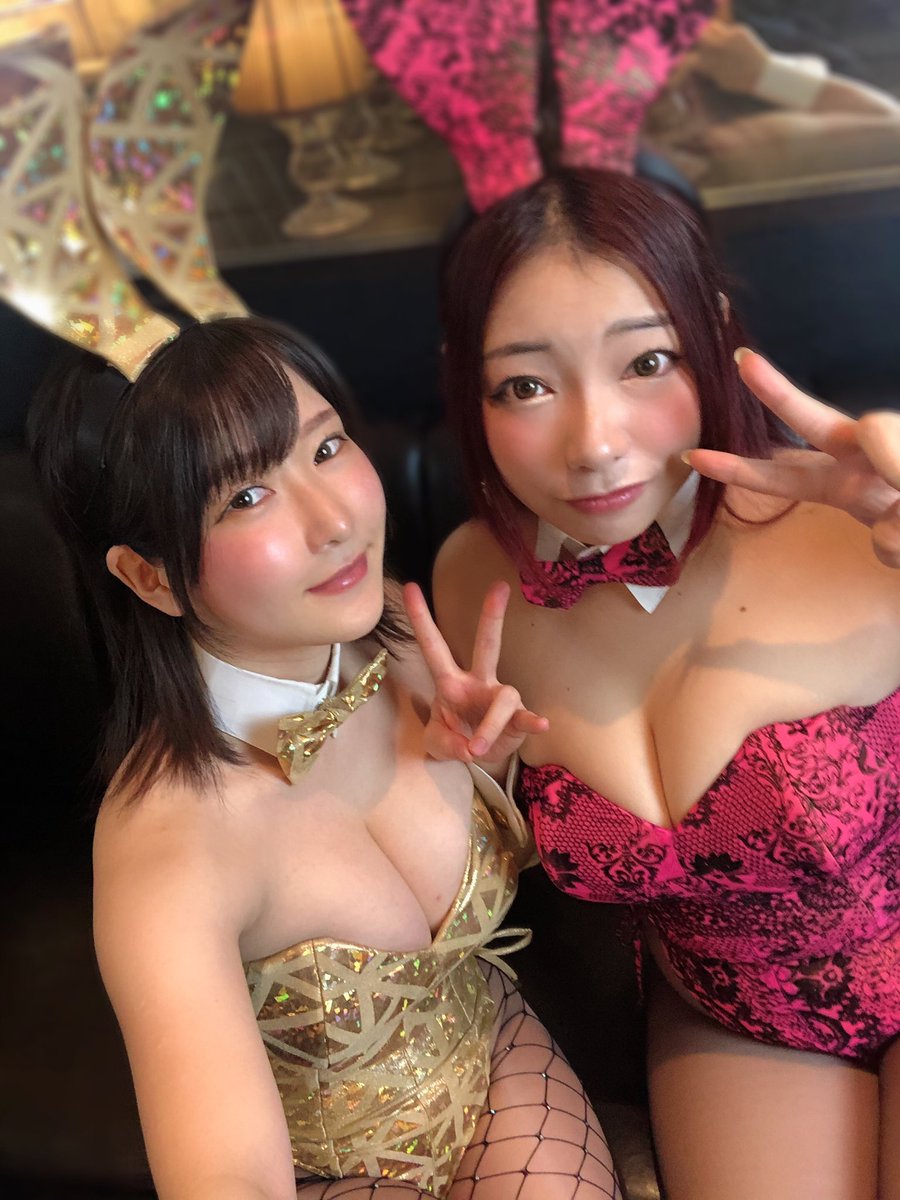 amemiyaluna's tweet photo. いいじゅうの日らしいので

獣(ジュウ)🙋‍♀️ツナちゃま@T_uteroと
近日2人のどすけべ百合Kindleでるよ https://t.co/Sxzkft3QAA