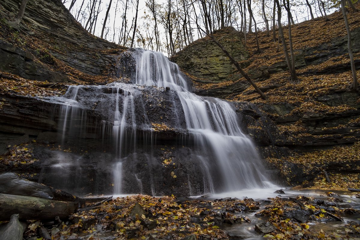 AWayWithACamera's tweet photo. A day trip to the waterfalls of Ancaster, and my first time out of Toronto in nearly a year https://t.co/rf20SrjWJ9 #lockdowntravel #waterfalls #TravelTuesday #travelphotography #Hamilton #travel #photography #landscapephotography #myfujifilm https://t.co/dPrYVK5GTj