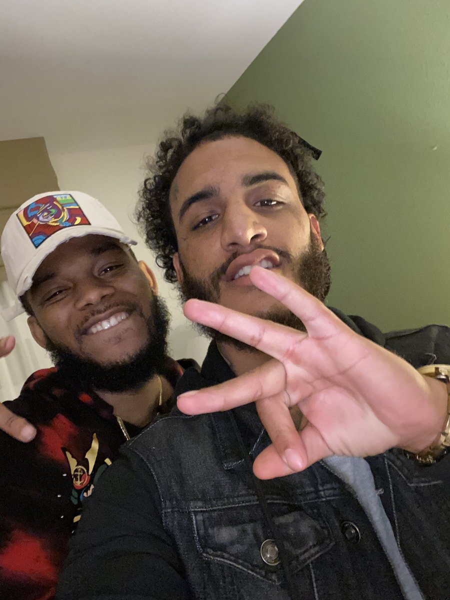 shesnotsheisty's tweet photo. #Gramfam #GramFam24 MY FRIENDS GOT RAPED MY THESE TWO GROWN CLOWN ASS NIGGAS IN RUSTON and they be on Grambling campus so BE CAREFUL OUT HERE  FR I WANT ALL THE SMOKE https://t.co/TJzPq1Ln4x