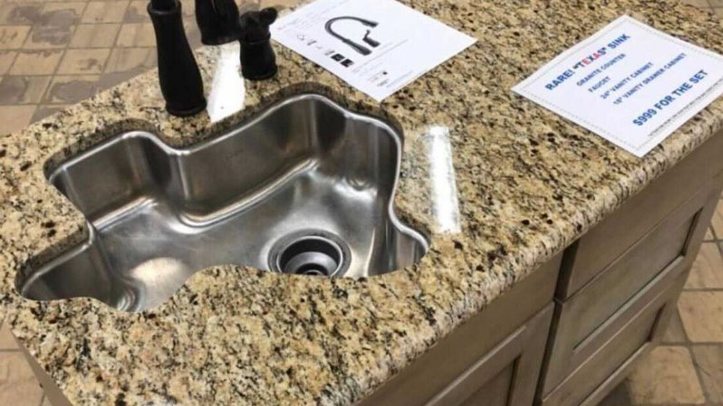 TexasHumor's tweet photo. Where can I find this sink? Asking for a friend. 

... The friend is me 🤠 https://t.co/t1GdWMLoy0