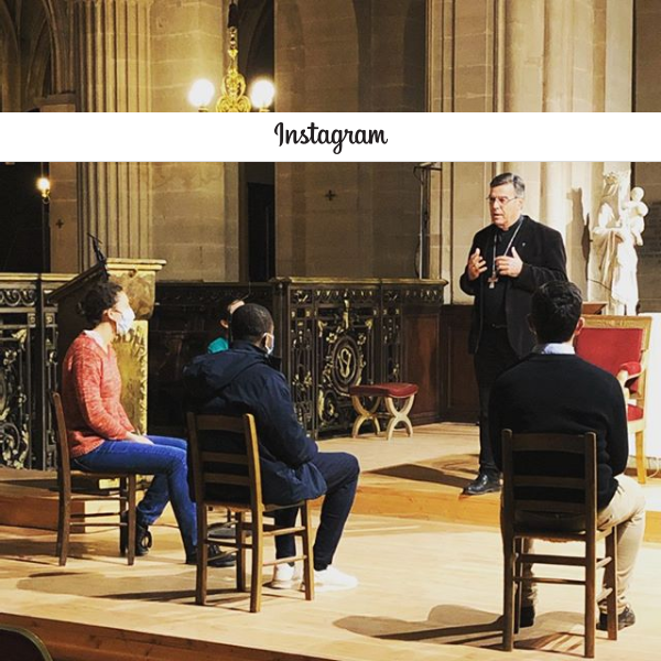 Monseigneur Michel Aupetit a rencontré tout à l'heure une délégation d'étudiants d'Ile-de-France pour la #MessedesEtudiants. Il répondait à leur questions avant de célébrer la Messe.