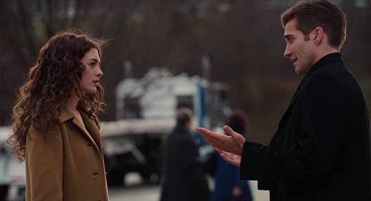 CriticaDelas's tweet photo. A Anne Hathaway e o Jake Gyllenhaal tem a química perfeita no filme amor e outras drogas 🥺❤️ https://t.co/hvj9Fy1yOx