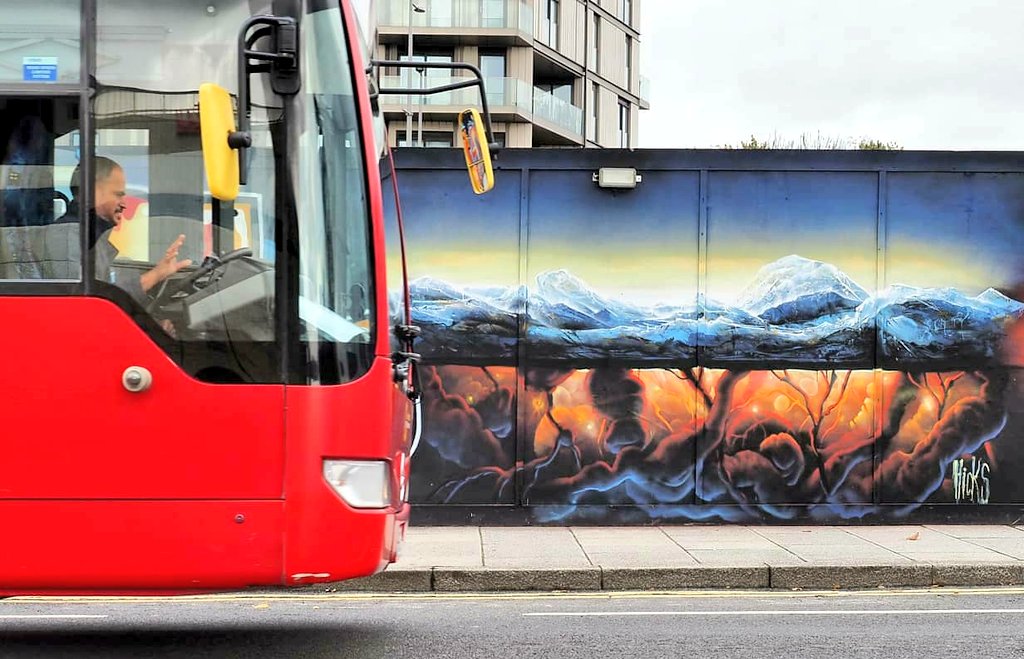 notbanksyforum's tweet photo. ↪ Ed Hicks / London Mural Festival 
💯 Artists Jam 🕺🏾w/ @globalstreetart

#notbanksyforum #edhicks #lmf #londonmuralfestival #murals #globalstreetart #painting #spraycanart #artlovers #art #artist    #streetart #streetartlondon #urbanart #streetartphotography #nbf 🎨 https://t.co/DtDiFOzvah