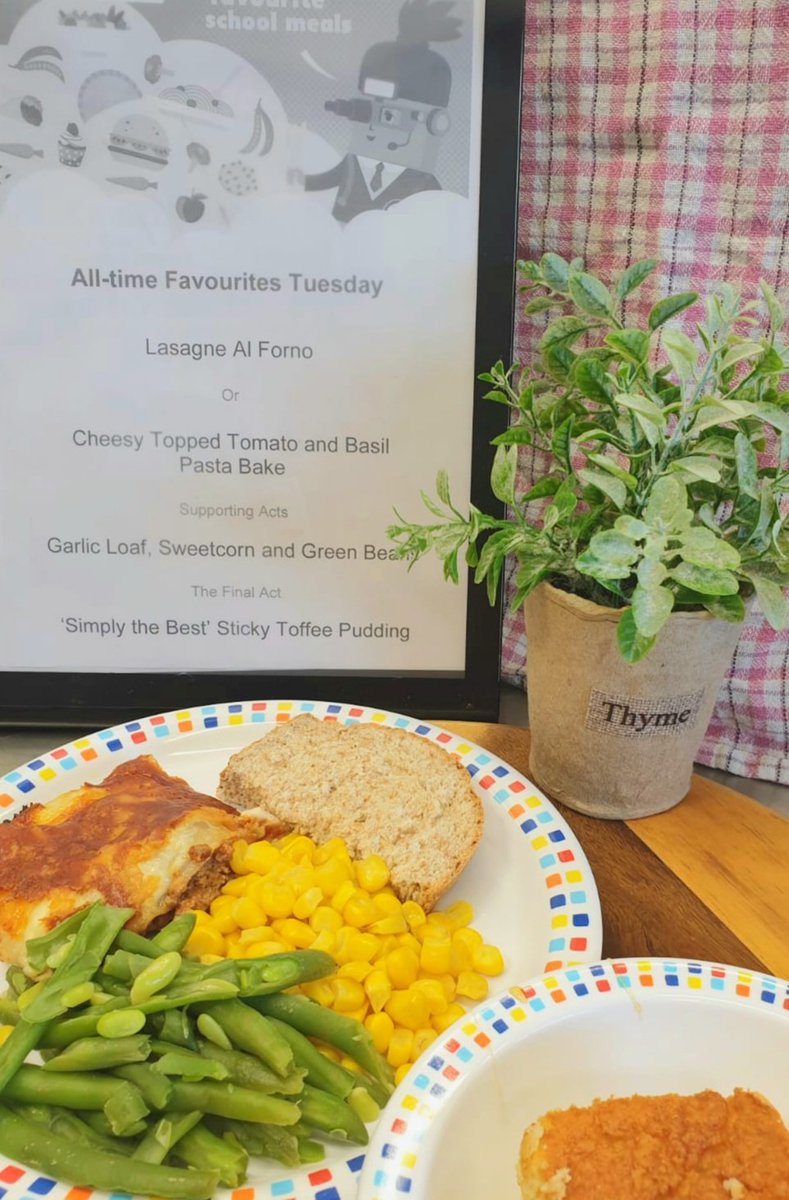 Danworkcatering's tweet photo. Tasty national school dinner week at st Christopher's, red lodge @EdwardsandBlake @elioruk https://t.co/Kf0euSzBTw