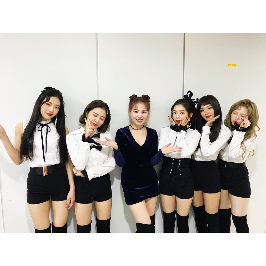 RevengeVelvet's tweet photo. โ โโโ๐ผ๐๐ผโ๐พ๐ผ:๐๐๐๐๐๐.
ใ
คใ
ค.โงโฐ๏น ๐๐๐๐ ๐๐ ๐๐๐๐
๐๐๐๐
ใ
ค. .*ยทห #EVANDB
#MONEYWithEvan ๏นโ
Todas estamos muy felices por escuchar a @EVAN__twt en su debut, le deseamos mucha suerte y felicidades. https://t.co/3mnOYTUw3N