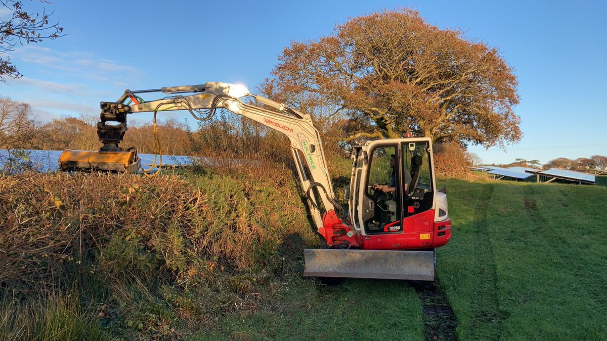 A busy few Weeks Hedgecutting and hedge Reduction to reduce shading issues in the low winters sun, ensuring maximum output for our clients sites @NHAG_UKandROI @Takeuchiuk #solar  #solarpannels #solarpower  #renewables  #renewableenergy #cleanenergy #climatechange #greenenergy