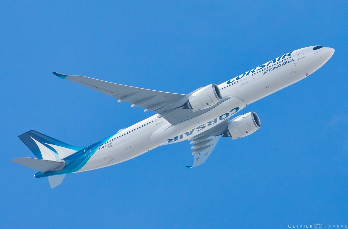 OlivierHoarau's tweet photo. 🇫🇷 Spotted from the garden 🏡 the first @Airbus #a330neo for @CorsairFr taking off for another test #flight. What a #beauty 😍
#AvGeek #A330 #A330900 #A339 #Toulouse #Aircraft #Wemakeitfly #fhrnb https://t.co/ZooxnXkD2X