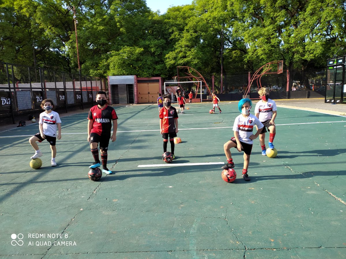 CANOB_Arofusa's tweet photo. Vuelta a las prácticas para los menores de 12 ⚽🏃

Con la nueva autorización provincial para la práctica deportiva de las categorías infantiles, los más pequeños de nuestra estructura retomaron los entrenamientos, los cuales continuarán a cargo del profesor Ignacio Cassini. https://t.co/0cA6A2YXXW