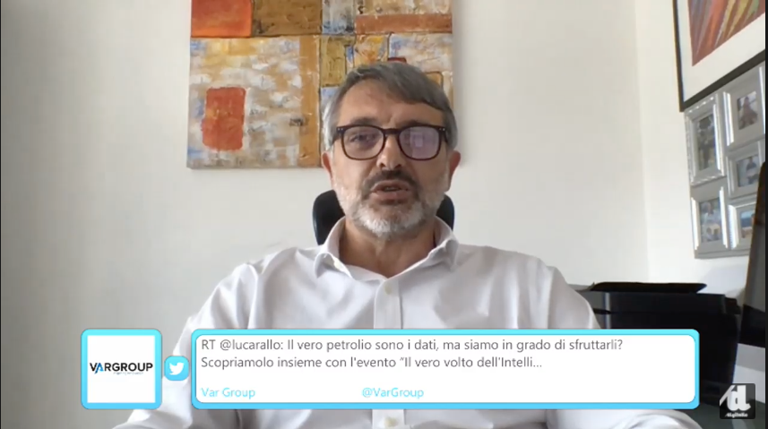 yarixsocial's tweet photo. Le pmi italiane potrebbero avere la lampada ma sicuramente reperiscono con grande difficoltà il petrolio necessario per illuminare il proprio business'. Manca spesso una corretta patrimonializzazione del dato. Roberto Tassi #AI4real #DigitalSmartCompany @VarGroup https://t.co/0bUla9WoPJ