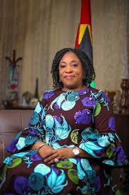 thebigtrendin's tweet photo. #IS IT TRUE?: The NPP Government is giving Scholarships to Students, monitored by Hon. Shirley Ayorkor Botchwey? - https://t.co/zrzENjdebA https://t.co/5YJ9DaUXqT
