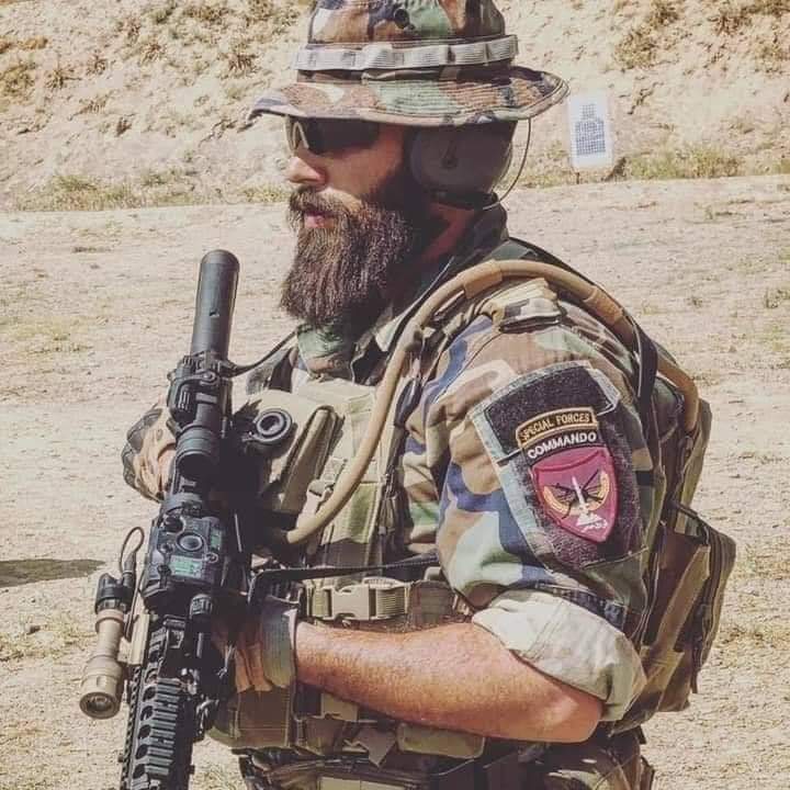 Najeebullah1222's tweet photo. شیخ دکمانډو!
ورکړئ زړونه!
#AfghanCommandos🇦🇫 https://t.co/mg9euC641i