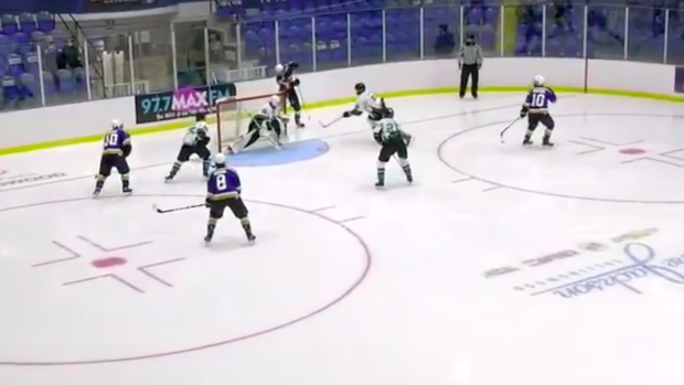 Ontario junior hockey player Payton Schaly wows with lacrosse-style goal. WATCH @ bardown.com/ontario-junior…
