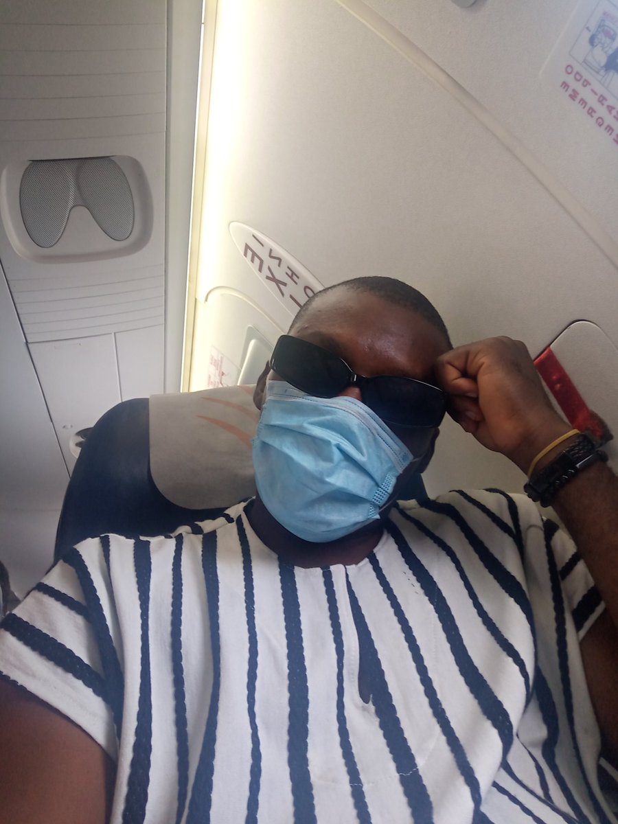 BasseyMustapha's tweet photo. Dear @cuppymusic  I flew @ibomairlines from calabar to Lagos , they did not share #jollofonthejet 😥

Great flight tho💪 https://t.co/SDzFJNX9KN