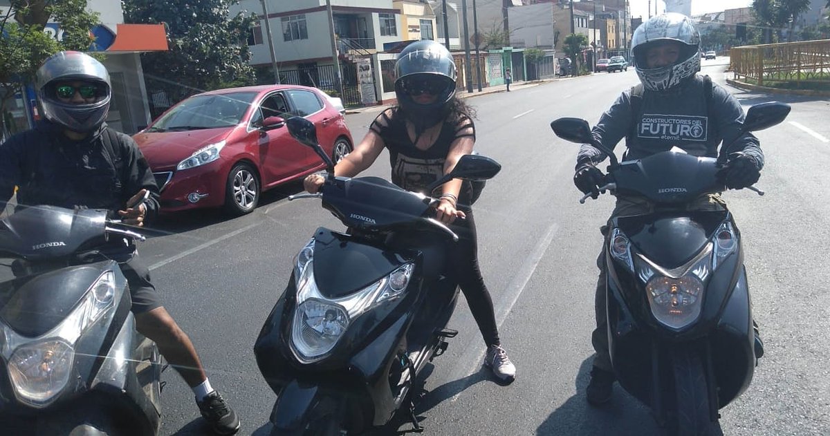 jossyrock's tweet photo. #paseo 😎😎👍 #moto 😎😎🛵🛵🛵🛵 #relaxenruta 😇😎😎🖤🛵🛵🛵 https://t.co/9pNN7HaWzv