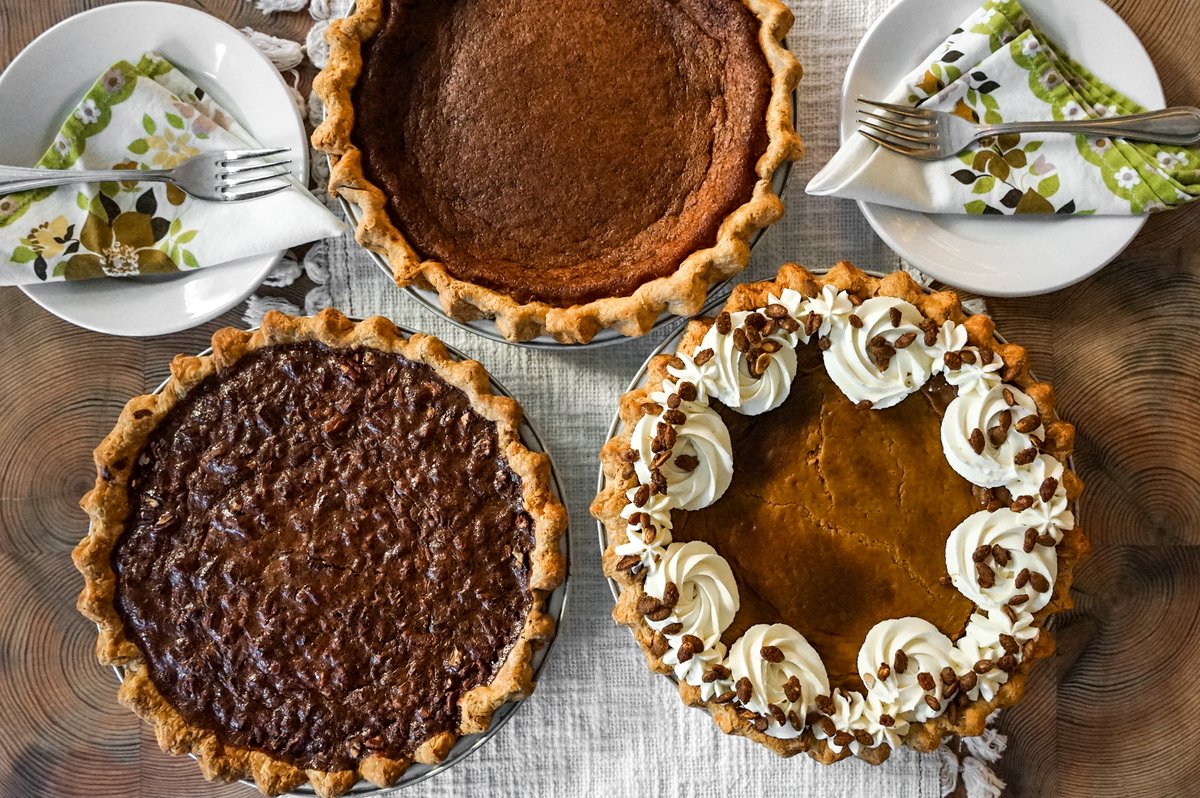 #Thanksgiving Essentials are here! Pies, Oyster Stuffing &amp; Shrimp Cocktail, oh my! Visit oysterhousephilly.com for all the deets on and give us a call at (215) 567-7583 to place your order. Pies are limited, so get your order in early! Nov. 21st is the order deadline 🥧 🍤 🦪