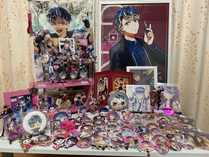 推しの誕生日の祝い方は 誕生祭はセンイルケーキでお祝い 祭壇ってなに Bettyblog