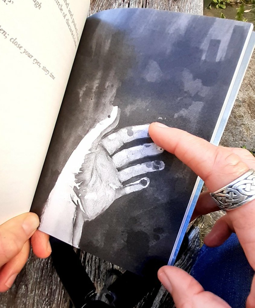natashacarthew's tweet photo. My hand touching your hand touches your mother's and grandmothers hands & all the scarred and lined hands of every #WorkingClass Woman in history #SongfortheForgotten my new prose-poem with @ntbooks now available to buy: https://t.co/Dbsbyj7FiX #Cornwall #Kernow #NatureWriting https://t.co/bwbFCf2RRZ