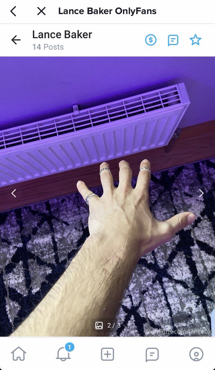 Jose89070135's tweet photo. Hands.🤪 https://t.co/UpFBSpKy1G