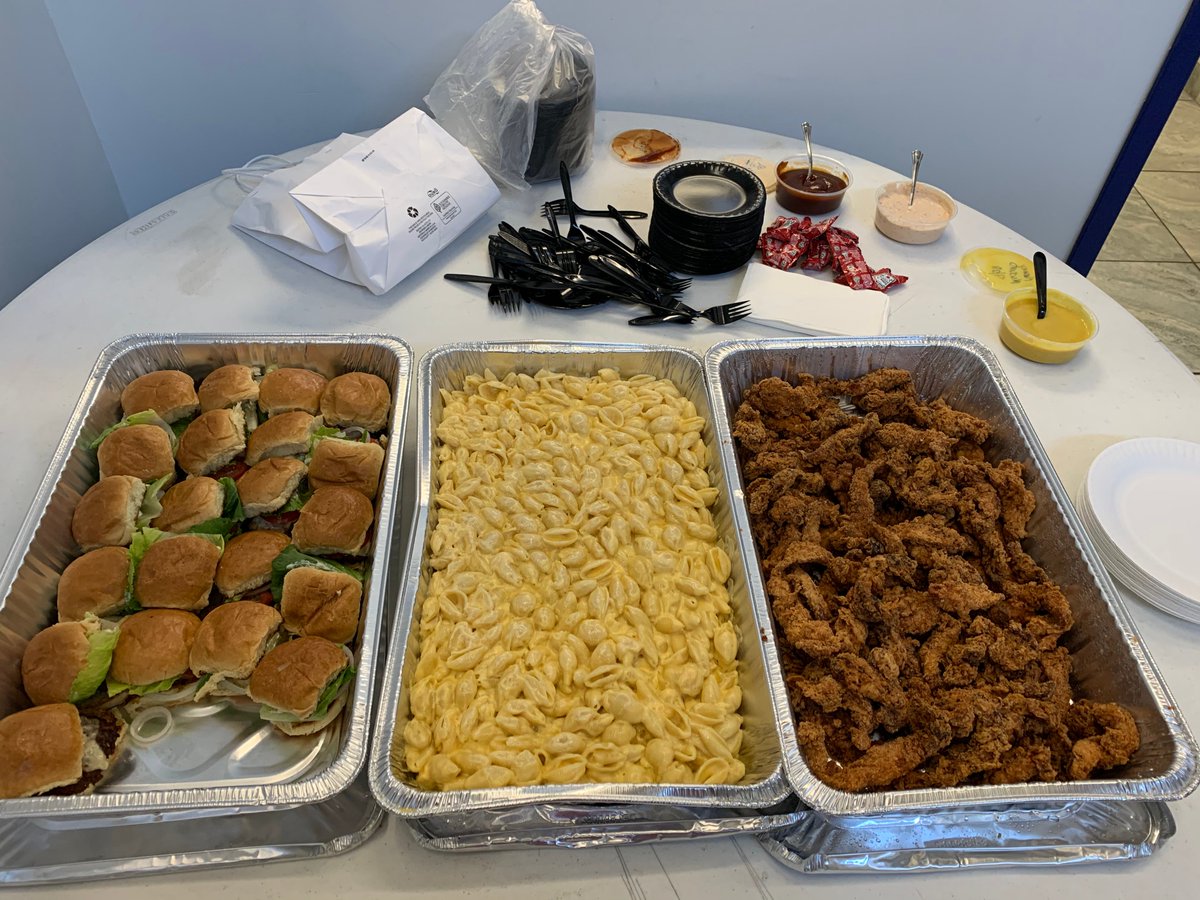 scotttechllc's tweet image. Yum! Colonial for lunch is one of our favorites!! Where is your go-to spot for weekday lunches?!
.
.
#scotttech #scotttechintegratedsolutions #integratedsolutions #equipment #packaging #packagingsystems #library #librarystorage #warehousemanagement #equipment #binghamtonny