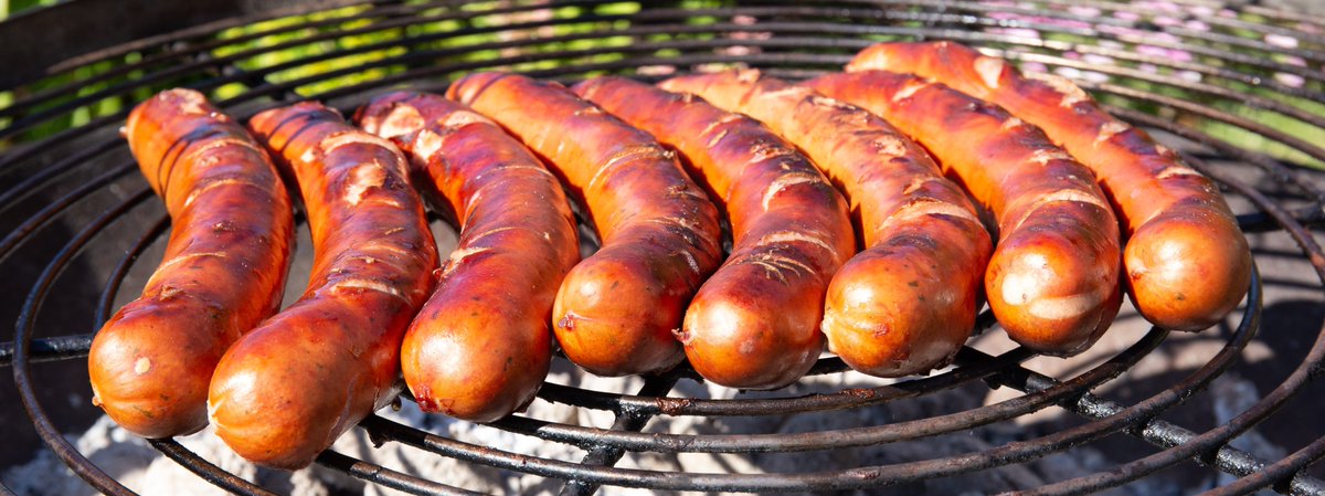 Find us again at 1 George Square tomorrow for your weekly Bratwurst fill! We will be out there from 11.30-14.00 only, make sure not to miss it! 
🌭Pickup for online orders available too if you let us know by tonight please.