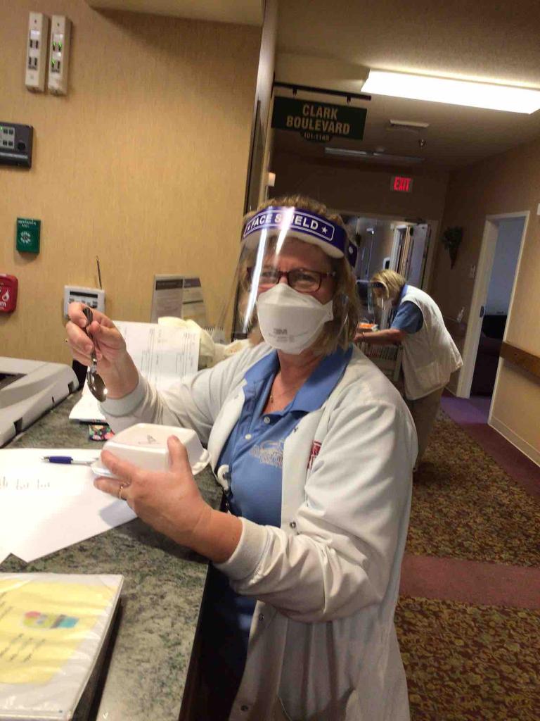 BridgePointeHC's tweet image. Oh My, Oh My, Pie was on the menu for all our hard working employees at BridgePointe today! We are holding ER3 all week! Thanks everyone for making BridgePointe the best place to work around!