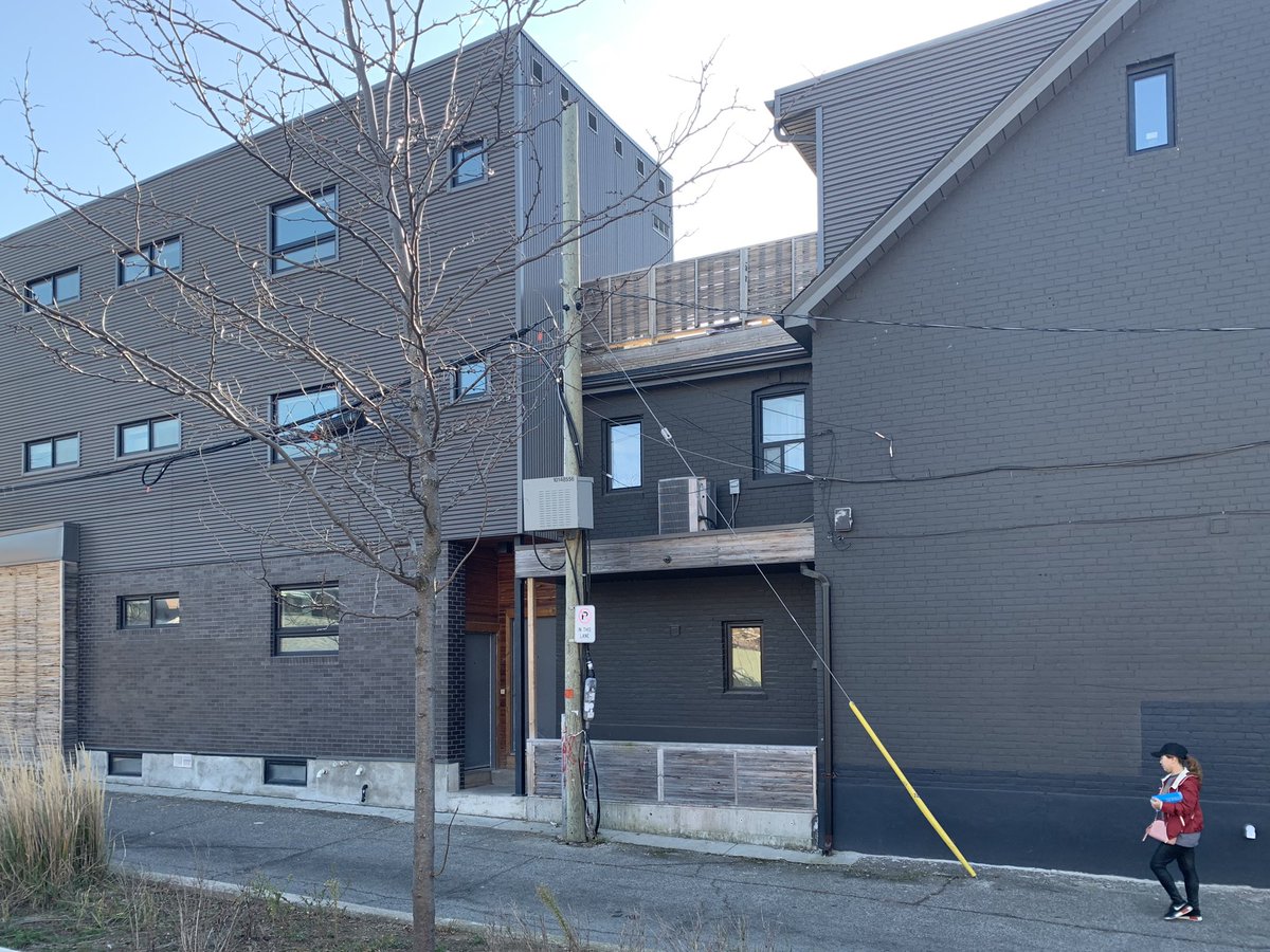 But missing middle can certainly happen under the right conditions. This is around the corner. Thanks to quirks of zoning, an apartment building got put in its backyard. 6/