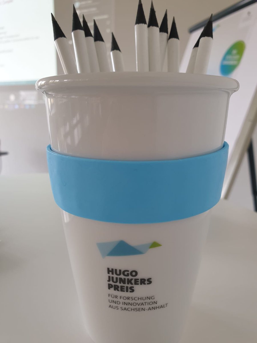 IMG_ST's tweet photo. Es bleibt weiter spannend: Am #welttagderwissenschaft tagt die Jury des Hugo-Junkers-Preises 2020. Kluge Köpfe aus #SachsenAnhalt präsentieren heute ihre innovativen Projekte & Produkte #digital. Wir drücken allen Finalisten die Daumen 😊🍀
#HugoJunkersPreis #HJP2020 https://t.co/6edS9bQfmq