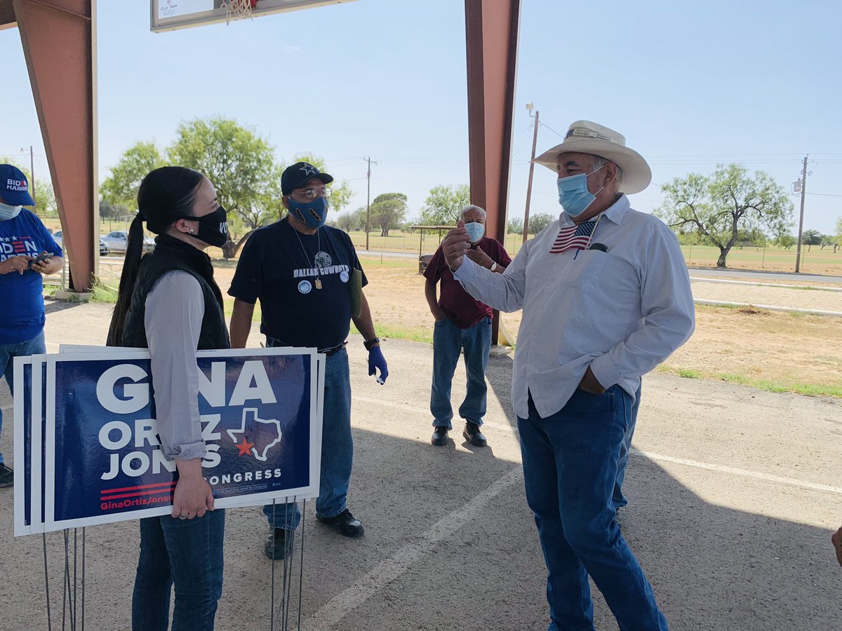 sharonjqyang's tweet photo. I’m incredibly proud to have been part of #TeamGOJ. We fought like hell for a candidate we believed in, day in and day out, all across #TX23. 

Last Tuesday hurt, but if there’s anything @GinaOrtizJones taught us, it’s that you pick yourself up and get back in the fight. https://t.co/1OqxrxS6Pj