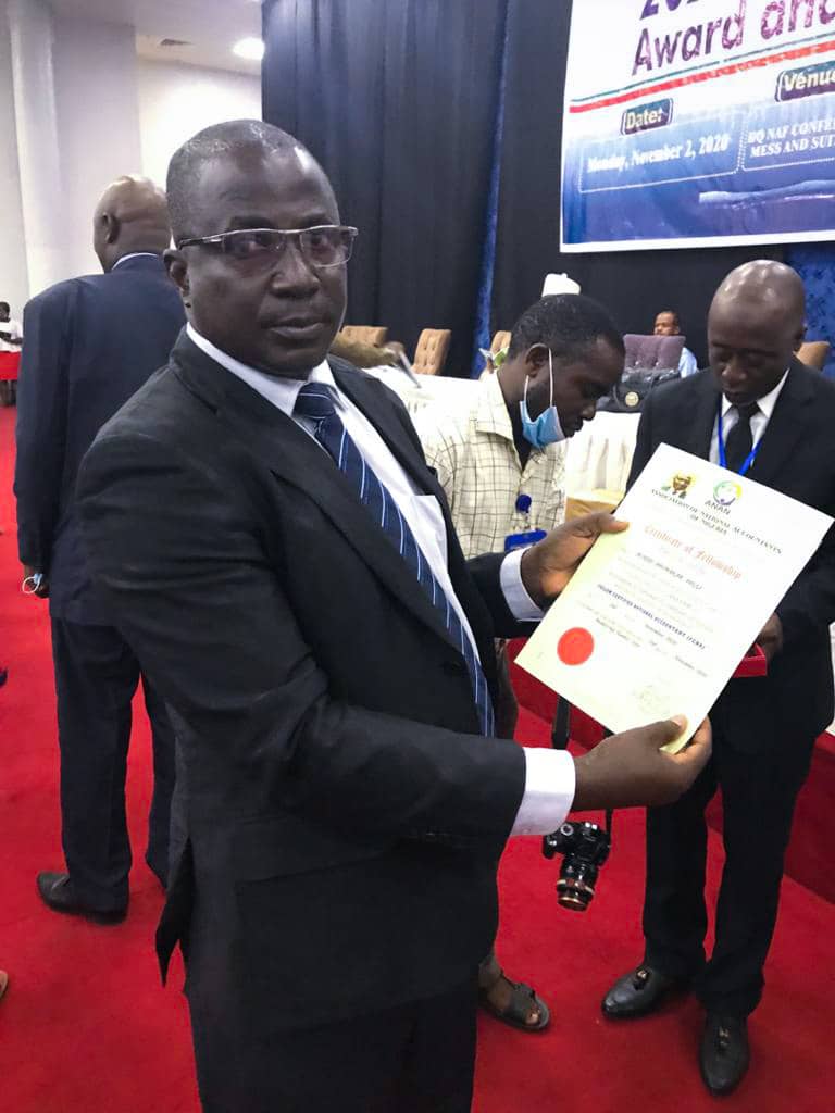 Kadunaelectric's tweet photo. Hurray! Our Head of Internal Audit, Abubakar Diggi, is now a Fellow Certified National Accountant. He recently received the honour from the Association of National Accountants. https://t.co/2vgbXabhRk