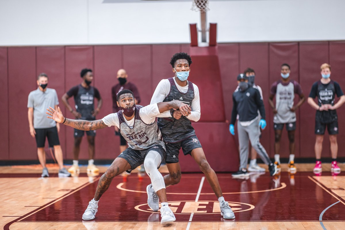 aggiembk's tweet photo. 'Brothers on 3️⃣'

#GigEm👍
#getBETTER📈 https://t.co/msVJ8rnyj8