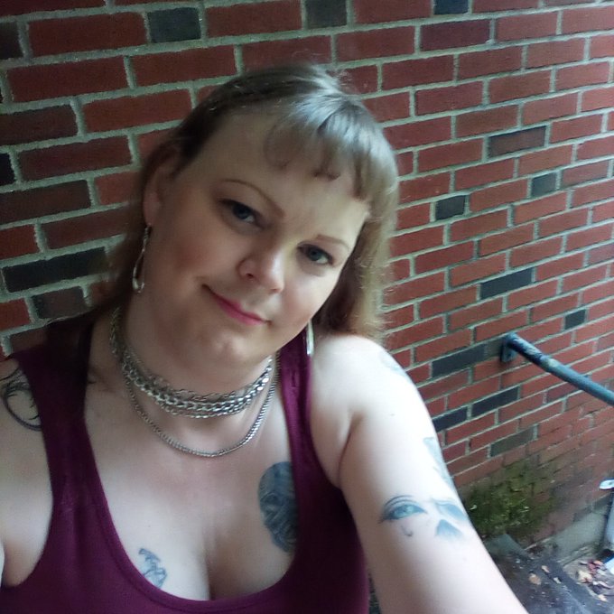 #NewProfilePic https://t.co/FaKGU3SN9i<a href="/tag/newprofilepic"class="tags">#NewProfilePic</a>