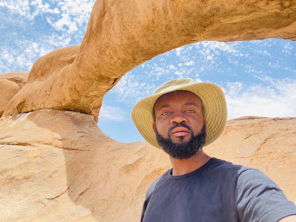 Niipale_Pandeni's tweet image. Best “Natural Air-condition” at #Spitzkoppe. 
#LocalTourism
@SpitzkoppeCamp @TentedAnd