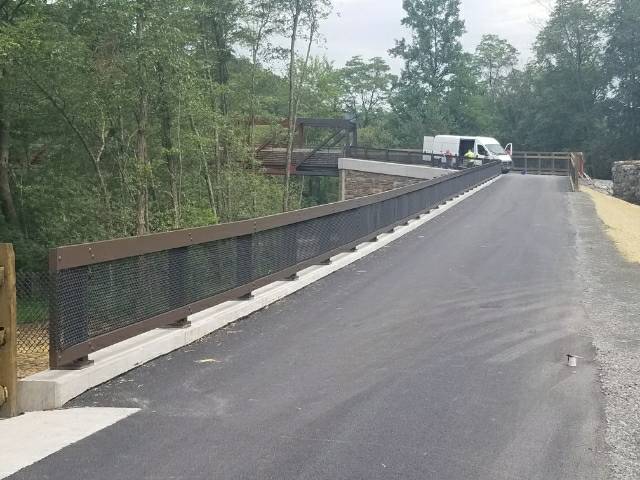RutkoFencingInc's tweet photo. Have you ever hiked one of Jim Thorpe's trail? Completed in 2019, the #RFI team aided in improvements to a pedestrian trail for both safety and visual appeal. We furnished and installed 276' of structure mounted railing and 104' of split rail. ☀️⛰️ #fencecontractor #pennsylvania https://t.co/w6qlZl84wy