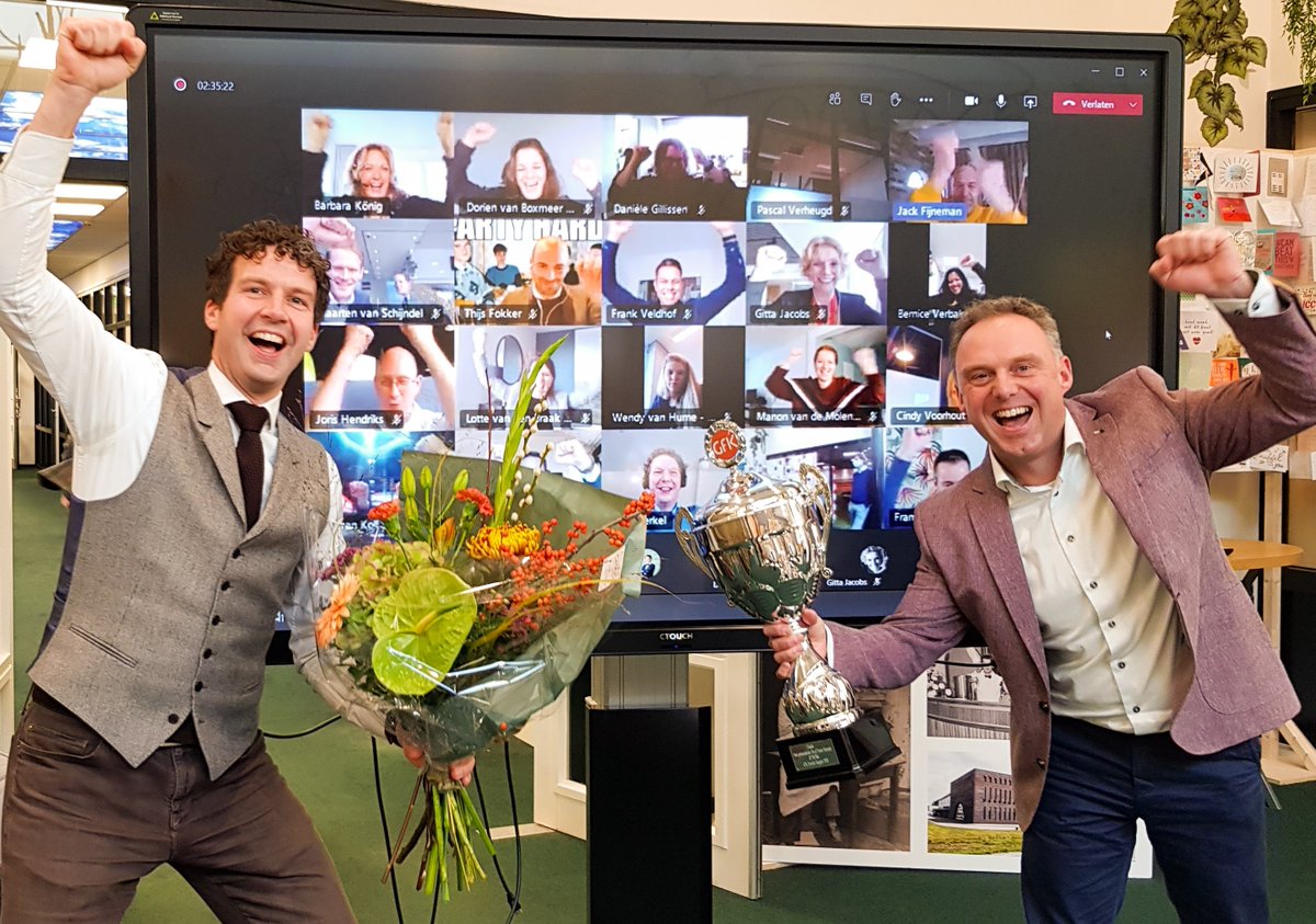 Gasten en samenwerkers bedankt! We wonnen voor de 6e keer, waarvan 5 op rij, de <a href="/GfKNetherlands/">GfK Nederland</a> <a href="/OutofHomeShops/">OutofHomeShops</a> Award in de categorie At Work. In deze moeilijke tijd betekent de prijs nog meer voor ons dan voorgaande jaren. Check: hutten.eu/blog/hutten-vo…
