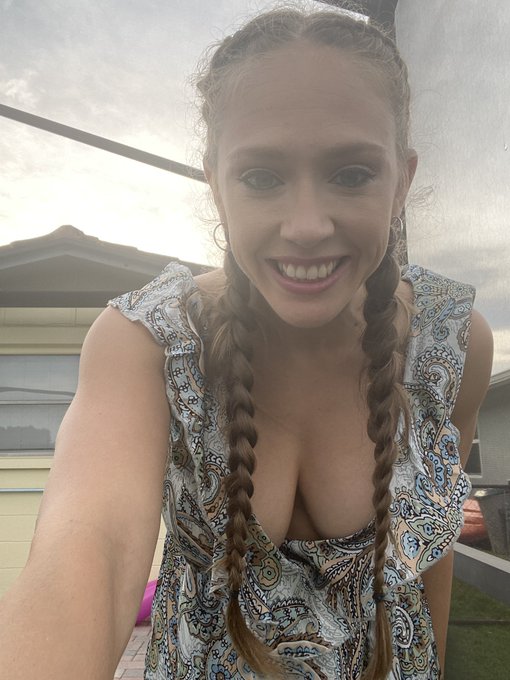 I&rsquo;d love to chat with you on my onlyfans ☺️🐰 https://t.co/RqberXPzzF https://t.co/ylGTQyg8cj<a href="/tag/flyingspreadies"class="tags"><span>#flyingspreadies</span></a><a href="/tag/giantjumblies"class="tags"><span>#giantjumblies</span></a>