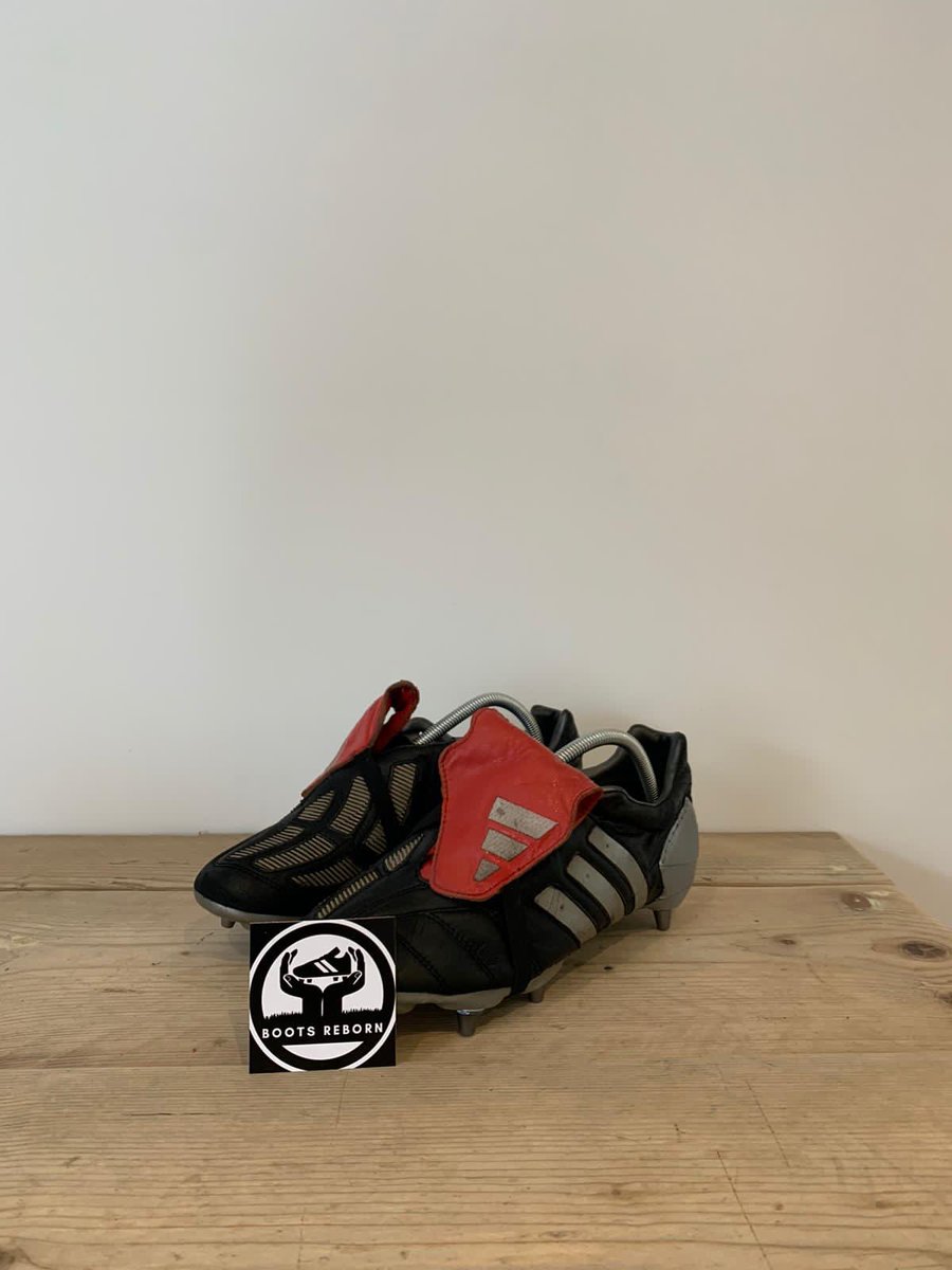 boots_reborn's tweet photo. Refurb on these Adidas predators new studs new straps and blacked looking really fresh now. #refurb #adidas #Predator #boots #reborn #fresh #football #classic #likenew #studs #straps #whataboot #brighton #sussex #uk https://t.co/AktDwCl67Z