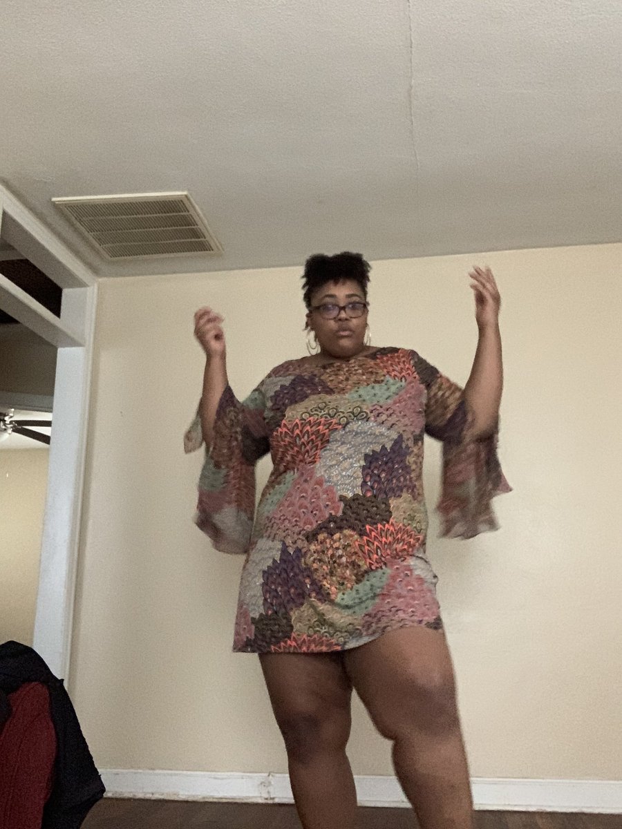 madamejaybear's tweet photo. I’m terrible at taking full body pics $erve me anyway FinD ChubbyFinD EbonyFinD @ebonydompromos @rtfindom @bratdommes @rt_fin_dom @RTDommes https://t.co/mjurebGfH9