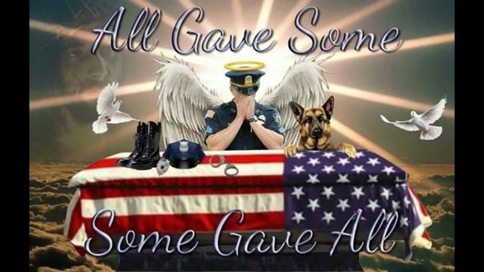 tristrash's tweet image. THANK YOU FOR YOUR SERVICE AND YOUR ULTIMATE SACRIFIC!!!
💙🙏💙🙏💙🙏💙🙏💙
Please Lord bless this #LEOS  soul.
Pls comfort his Family and Brothers and Sisters in Blue!
#PRAY4LEOS 
#ENOUGHISENOUGH 
#BlueFamily
