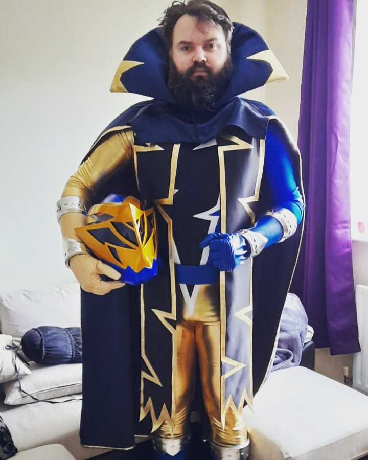 PRtoysUK's tweet photo. My Ryusoul Gold Cosplay :) @TheRealMattHunt @shadowpiper @ryusoulger_toei @sentai_official @obara_yuito @12osaki_ichika @CantadaForce @hyodo_katsumi https://t.co/4CYDoEeuEH