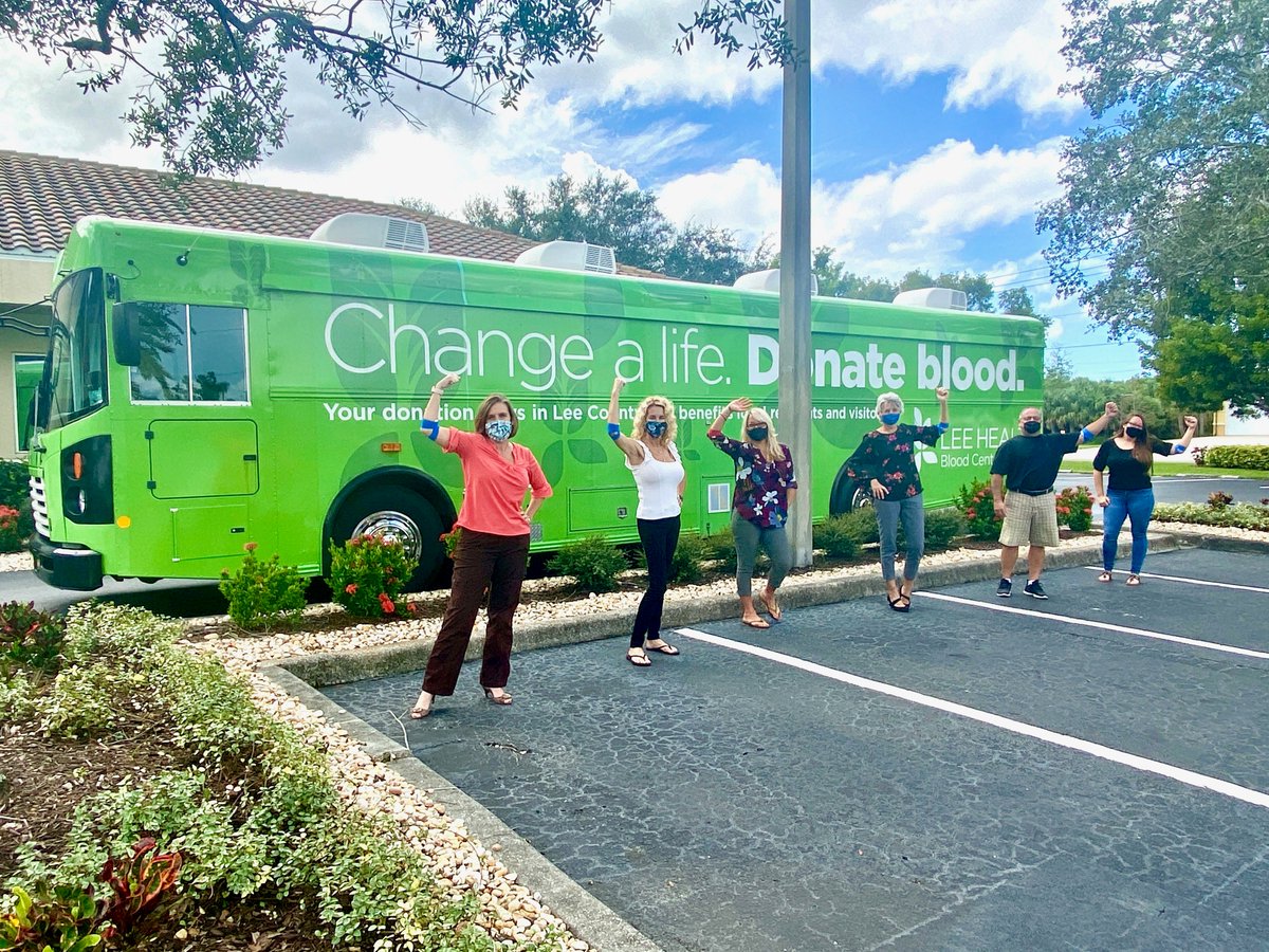 MNMW's tweet photo. Several MNMW Team Members donated blood today! The bus is here until 1pm, taking the last appointment at 12:30. Come on out and change a life!
#MNMW #MNMWCares #MNMWStrong #ChangeALife #LeeHealth #DonateBlood #Community #Caring #LifeChanging #GiveBack #BloodDonation https://t.co/CV4Xm8wbhf