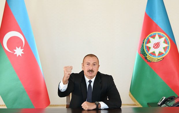 RCRUSTAM's tweet photo. Əziz həmvətənlər, əziz dostlar! Sizi bu tarixi qələbə ilə ürəkdən təbrik edirəm! Eşq olsun Azərbaycan ordusuna! Qarabağ bizimdir, Qarabağ Azərbaycandır!!! 
#KarabakhisAzerbaijan https://t.co/72nN3WjiRz