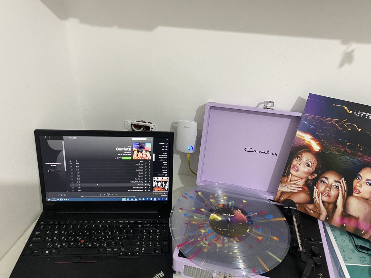 dreamymixers's tweet photo. I think im ready ❤️😂
@LittleMix #confetti #LittleMix https://t.co/3hs3kQiJYK