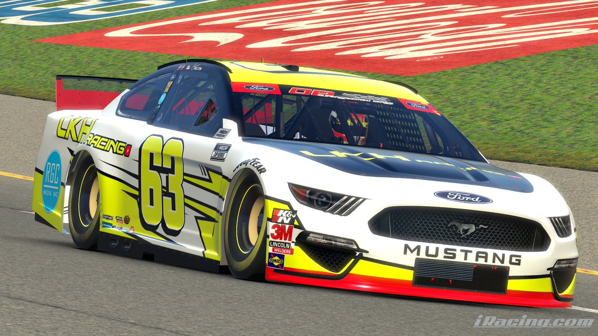 LHelton_63's tweet photo. I am a 16 year old sim racer who loves racing. Next year I will be running in the iRacing Road to Pro Series. I am looking for any sponsors who would like to help get my name out there. If you see this tweet, please consider retweeting so more people can see this, thank you! https://t.co/W0cxFjO1Gx