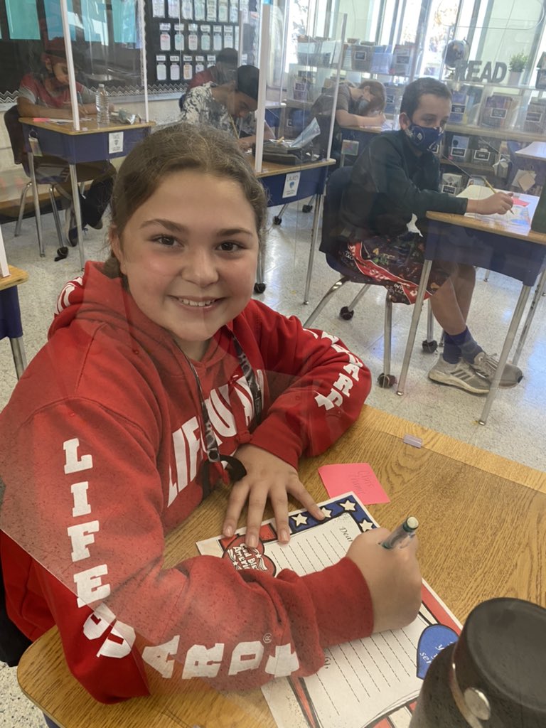 Mrs. Zocchia tweet media