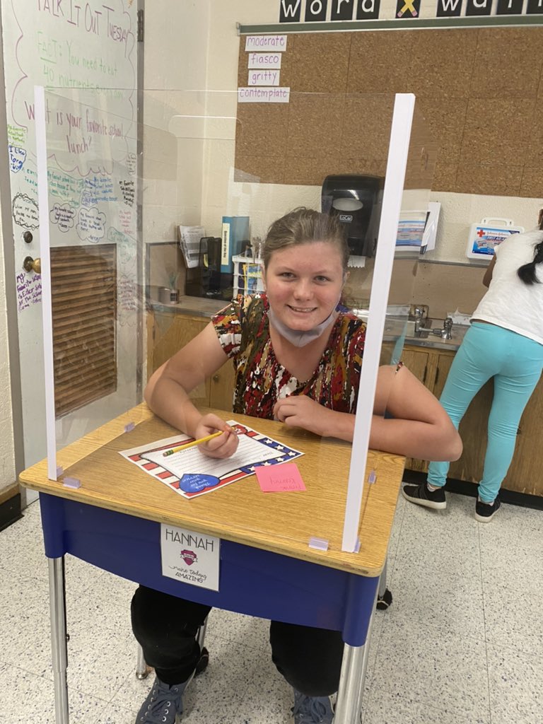 Mrs. Zocchia tweet media