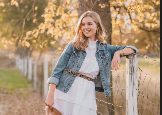 FUHSGuidance's tweet photo. Congratulations to @OliviaMahler! She is the Zonta Outstanding Young Woman nominee for @FUHS_Falcons! She will now move on to the next level of competition! https://t.co/JGhMAc5Igo