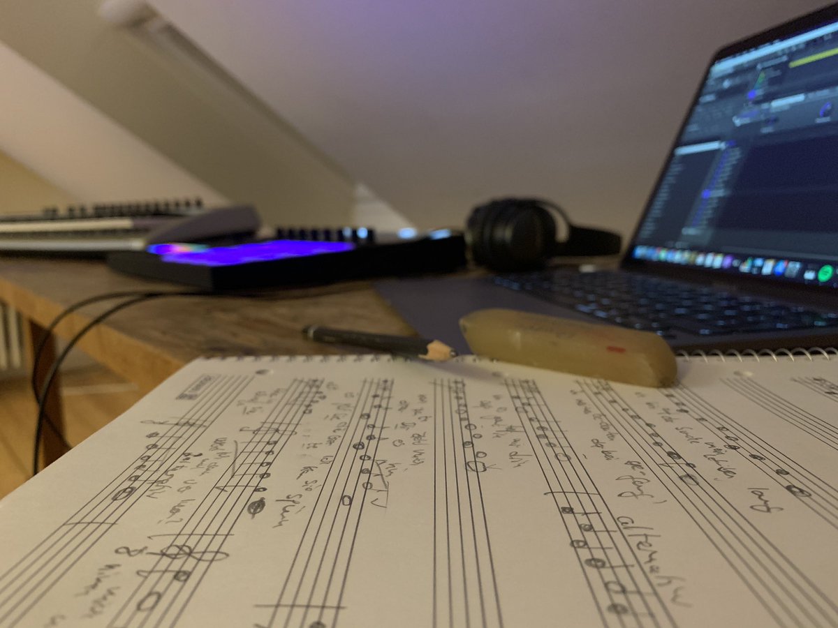 FoMitz's tweet photo. Me and my equipment working on @metapopinc ‘s Remix Challenge #256 - my progress so far: https://t.co/Rqv2FjqzL4 #metapop #remixthis https://t.co/hJ1lK0uJ4c