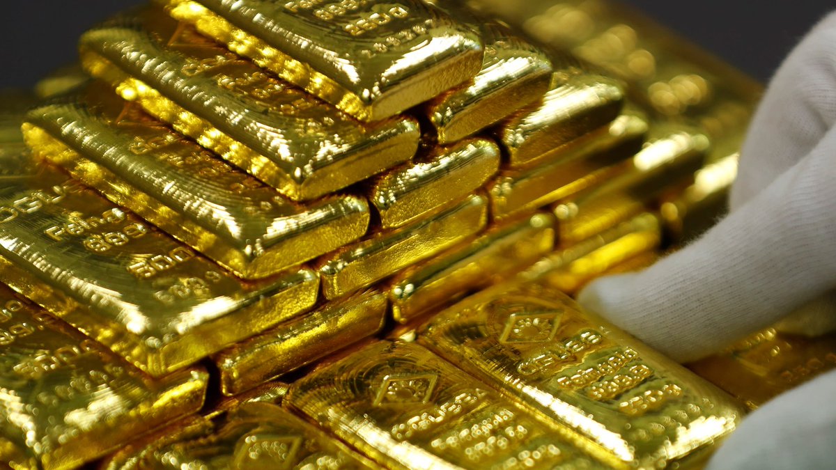 CopyTraderPro's tweet photo. JO Morgan: Interest in gold stagnating, interest in BTC surging.
#Bitcoin #cryptocurrency #BTC #blockchain #coin #token #chain #CopyTraderPro #crypto #investment #jpmorgan https://t.co/llO7GX1jjh