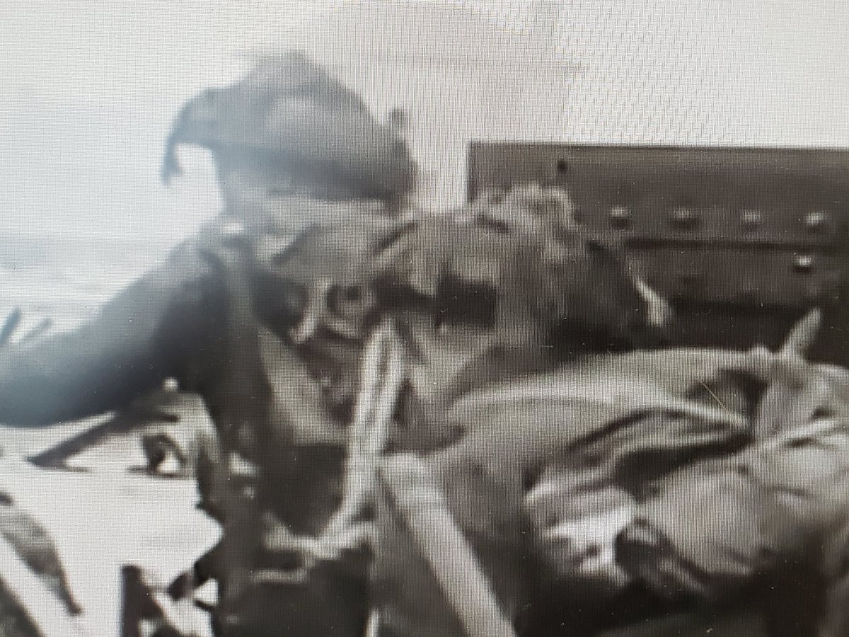 examinehistory's tweet photo. A huge thank you to @JunoBeachCentre @EFtours our hosts and especially #Canadian #WWII Vet Jim Parks for sharing his #dday experience with #NSS #history students! https://t.co/KlguRHdhyy